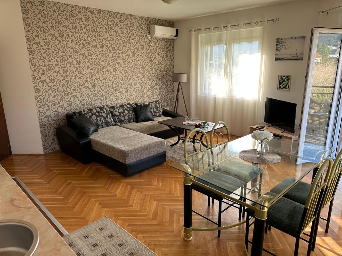 Porodicni Apartment
